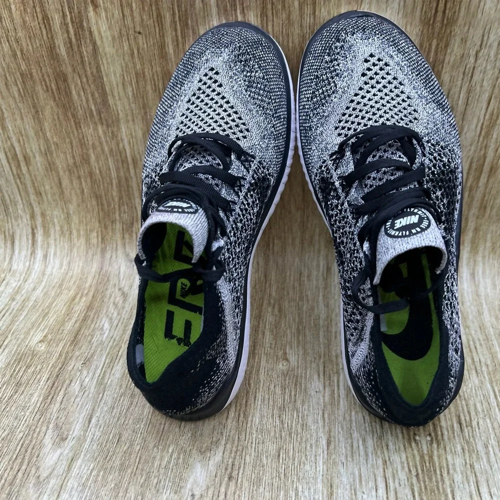 Nike Free Run Flyknit 2018 Women's Size 7 Oreo Shoes Sneakers 942839-101